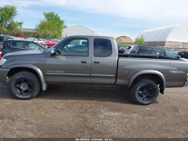 Toyota Tundra Sr5 V8