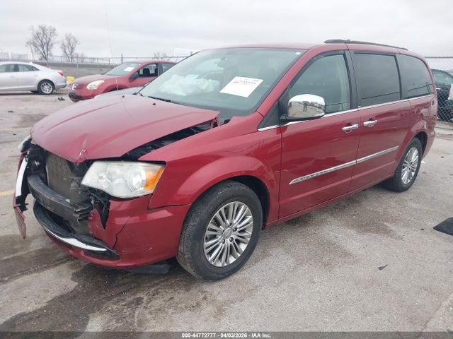 Chrysler Town & Country Touring-l