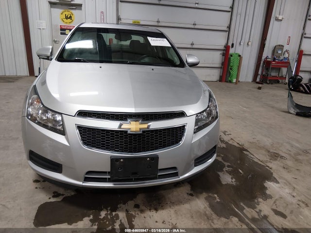 Chevrolet Cruze 1lt Auto