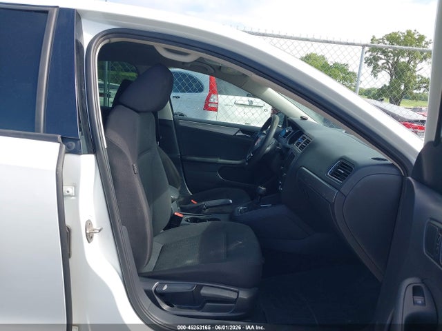 Volkswagen Jetta 1.8t Se