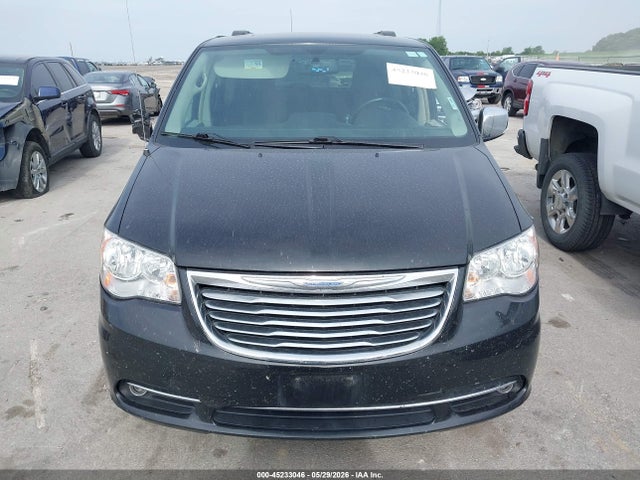 Chrysler Town & Country Touring-l Anniversary Edition