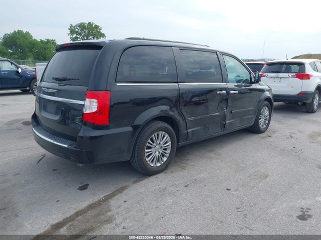 Chrysler Town & Country Touring-l Anniversary Edition