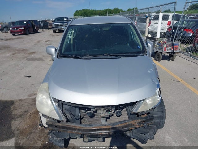Nissan Versa 1.8sl
