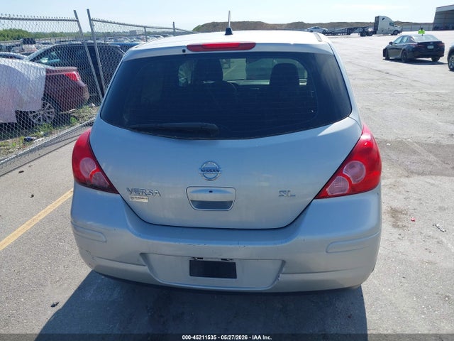 Nissan Versa 1.8sl