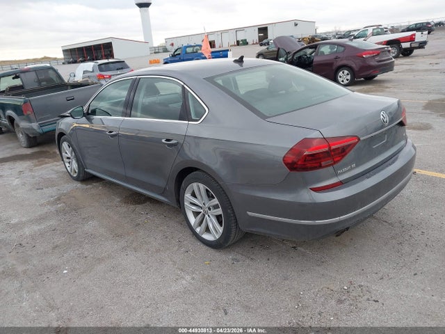 Volkswagen Passat 2.0t Se