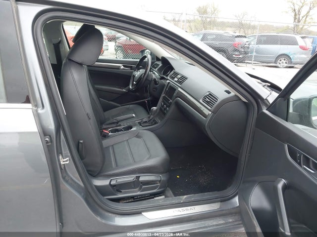 Volkswagen Passat 2.0t Se