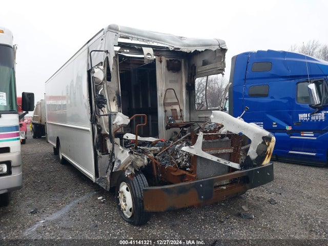 Salvage Freightliner Chassis Image