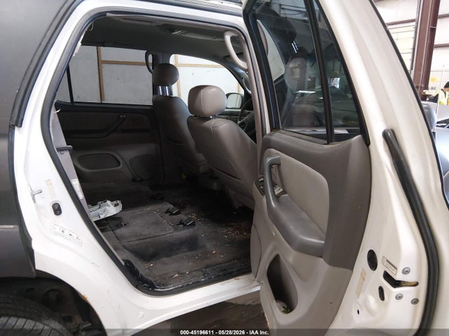Toyota Sequoia Limited V8