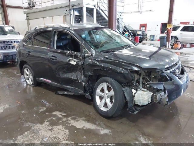 Salvage Lexus RX Image