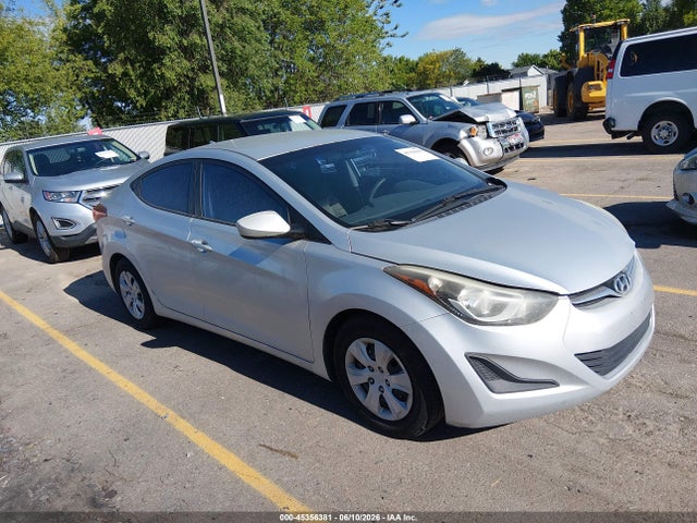 Salvage Hyundai ELANTRA Image