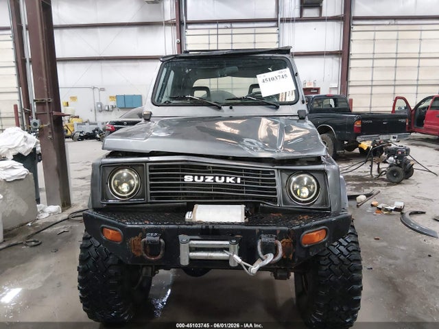 Suzuki Samurai