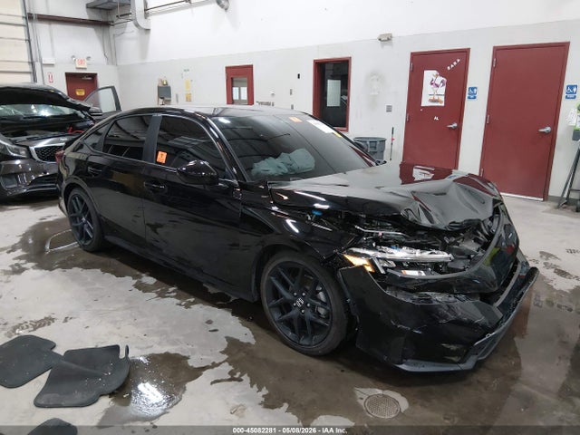 Salvage Honda Civic Image