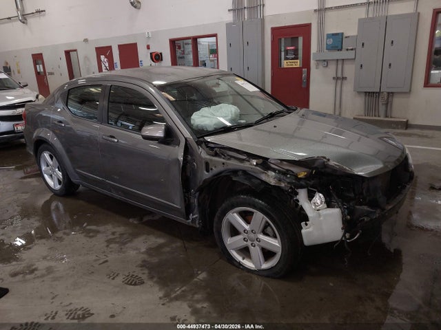 Salvage Dodge Avenger Image