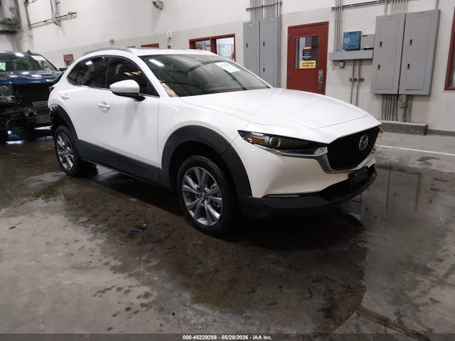Salvage Mazda Cx Image