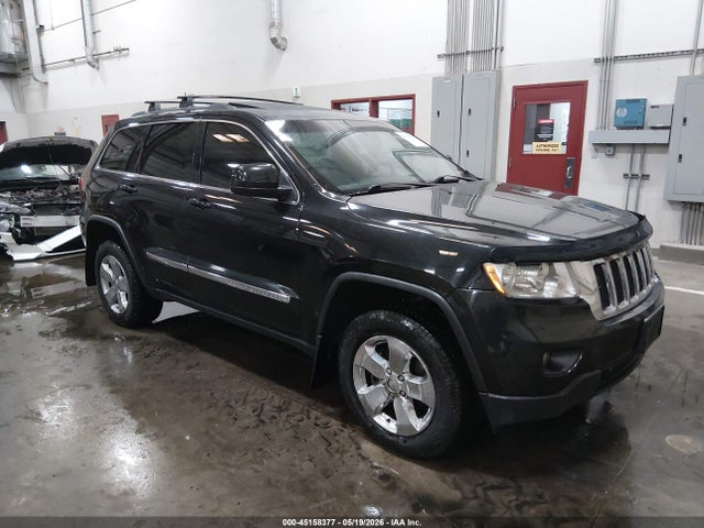 Salvage Jeep Grand Cherokee Image