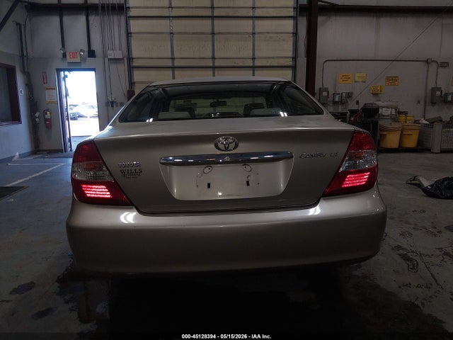 Toyota Camry Le