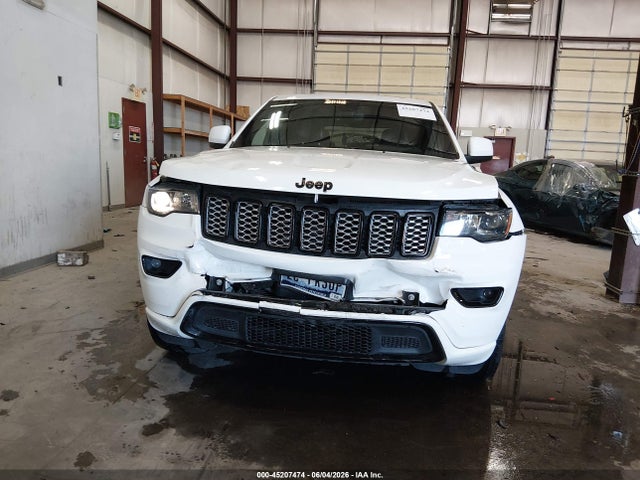 Jeep Grand Cherokee Altitude 4x4