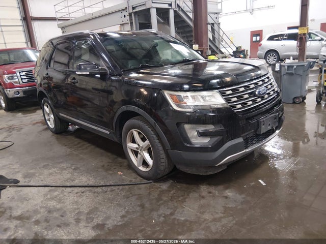 Salvage Ford Explorer Image