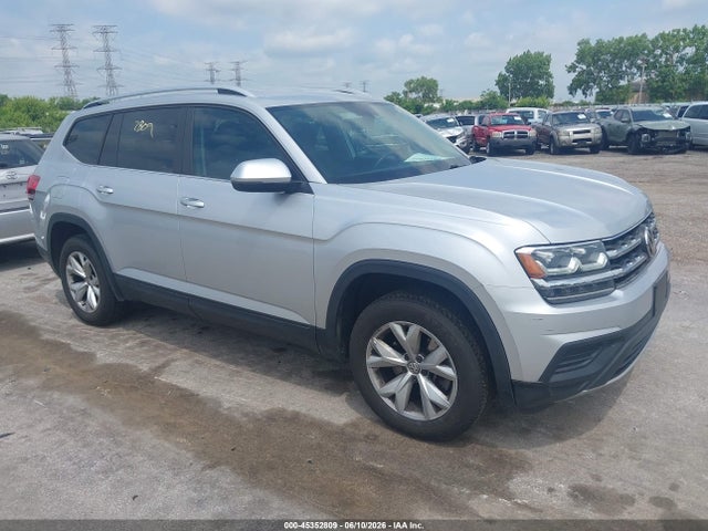Salvage Volkswagen Atlas Image