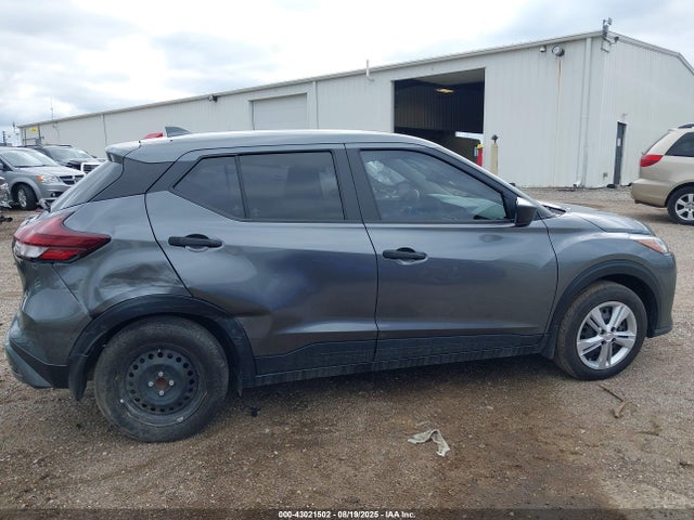 Nissan Kicks S Xtronic Cvt