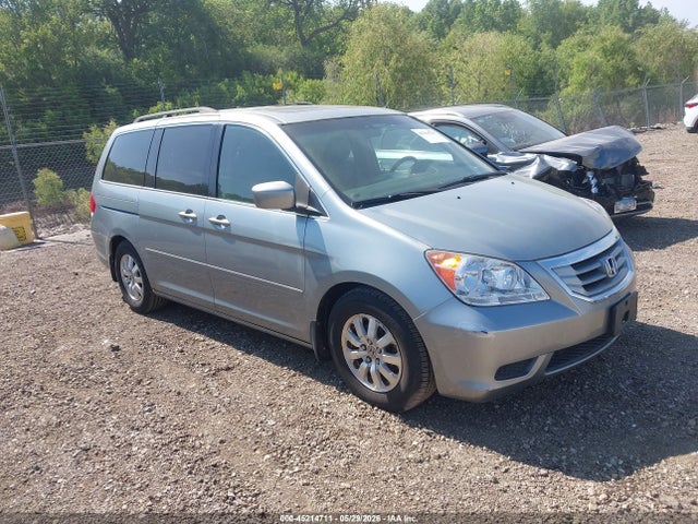 Salvage Honda Odyssey Image
