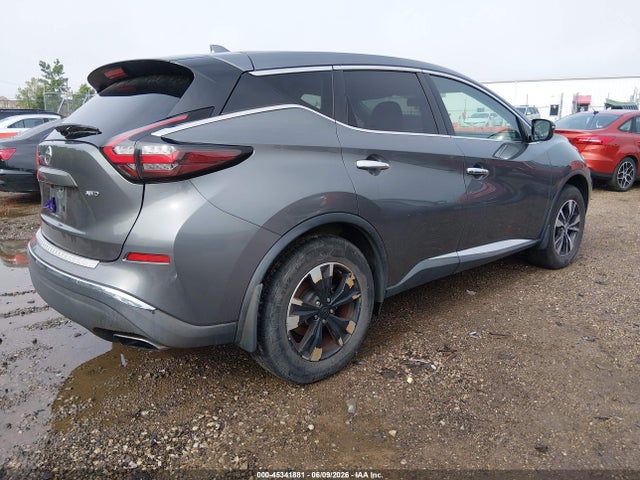 Nissan Murano S