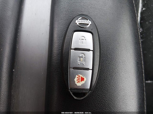 Nissan Murano S