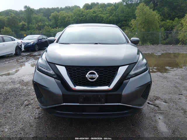 Nissan Murano S