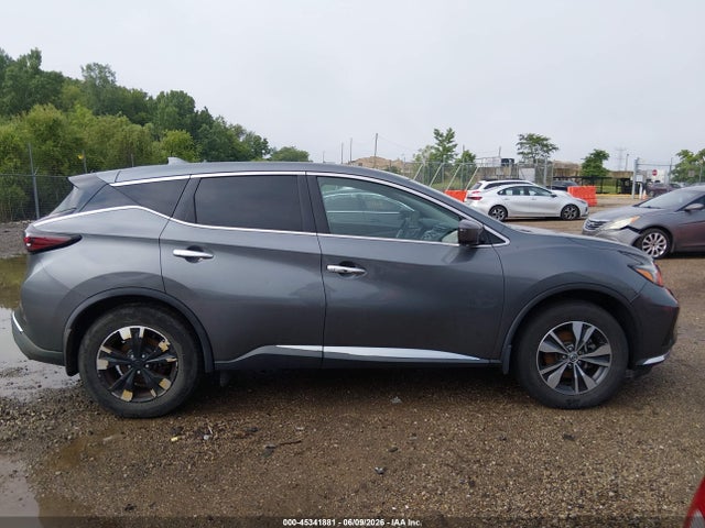 Nissan Murano S