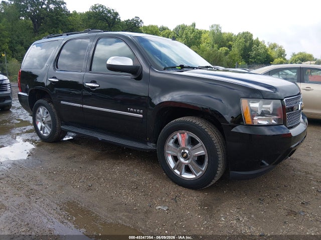Salvage Chevrolet Tahoe Image