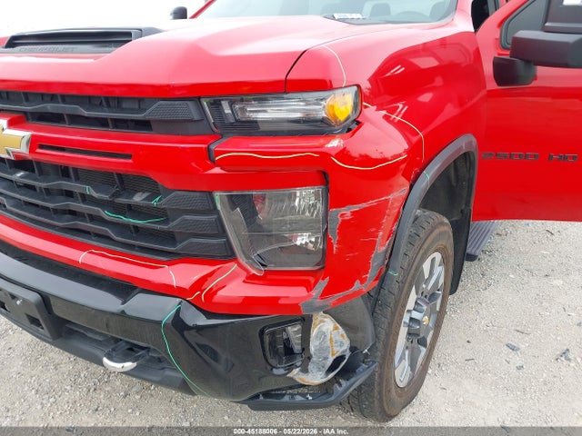 Chevrolet Silverado 2500 4wd  Standard Bed Custom