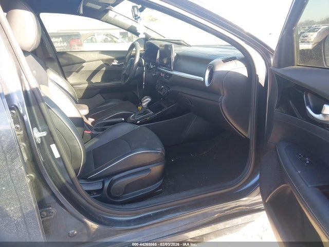 Kia Forte Gt-line