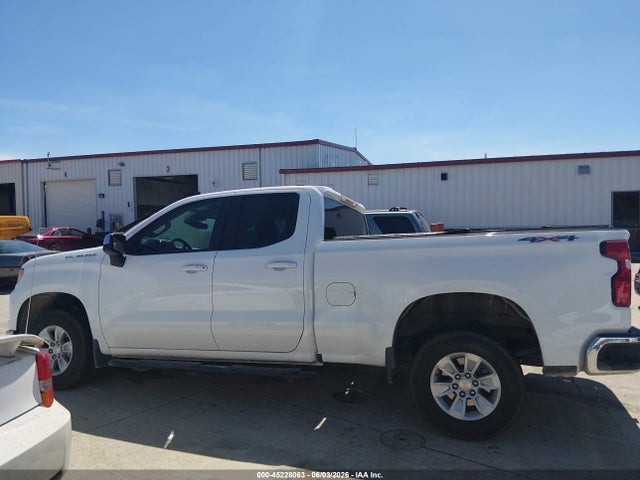 Chevrolet Silverado 1500 4wd  Standard Bed Lt