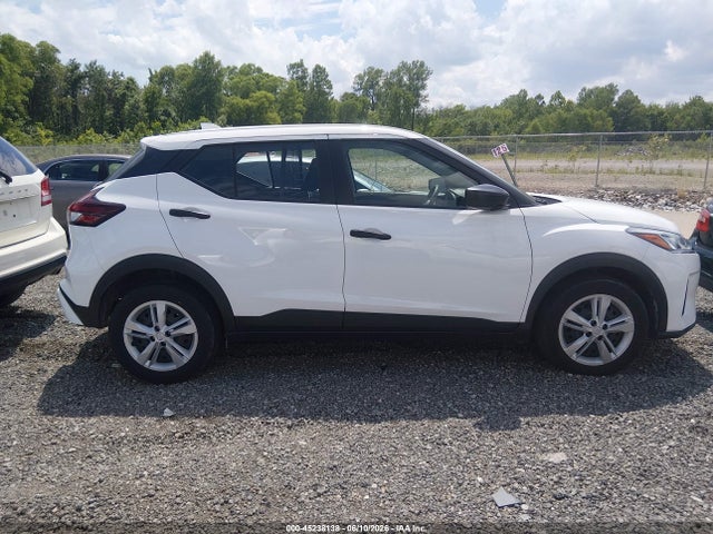 Nissan Kicks S Xtronic Cvt