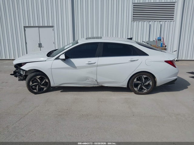 Hyundai ELANTRA Limited