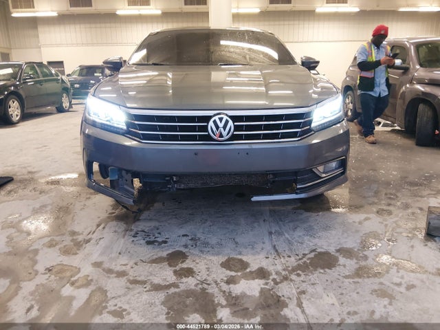 Volkswagen Passat 2.0t Se