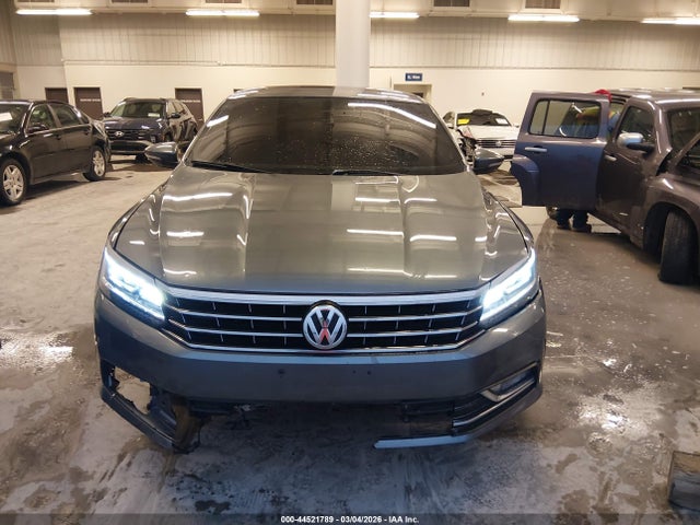 Volkswagen Passat 2.0t Se
