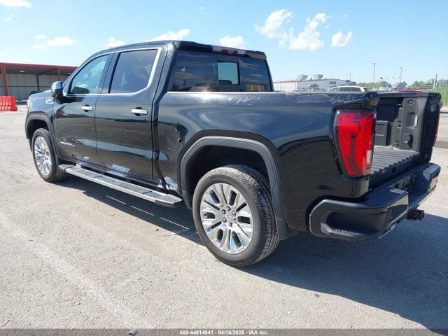 GMC Sierra 1500 4wd  Short Box Denali
