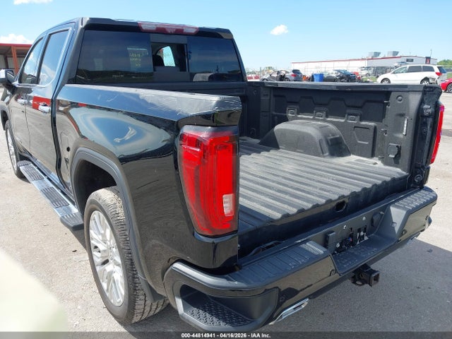 GMC Sierra 1500 4wd  Short Box Denali