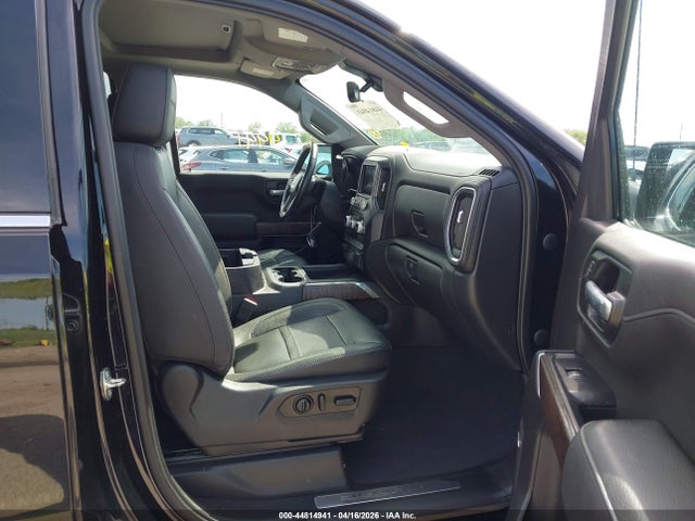 GMC Sierra 1500 4wd  Short Box Denali