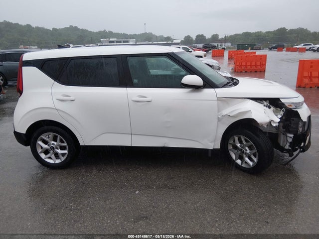Kia Soul S