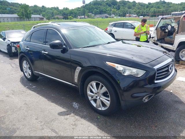 Salvage INFINITI Fx Image