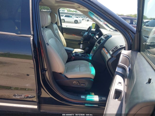 Ford Explorer Platinum