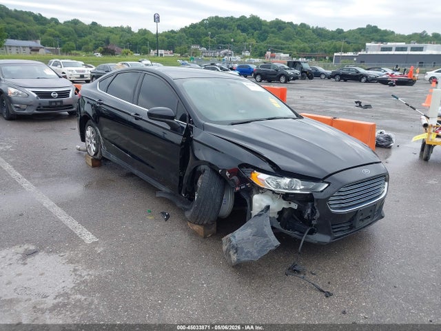 Salvage Ford Fusion Image
