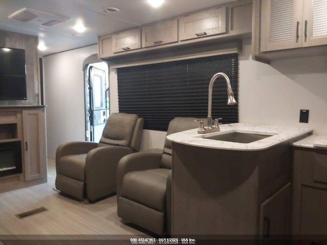 Keystone Hideout Luxury 28rks Travel