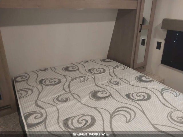 Keystone Hideout Luxury 28rks Travel