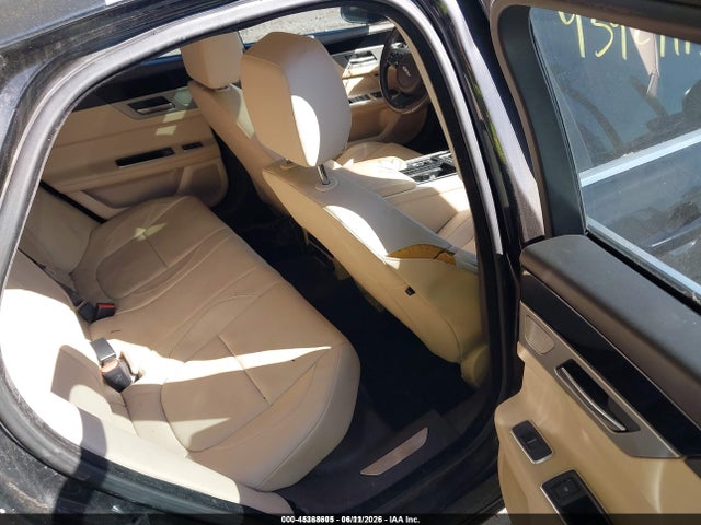 Jaguar XF 20d Premium