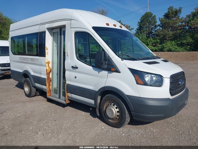 Salvage Ford Transit Image