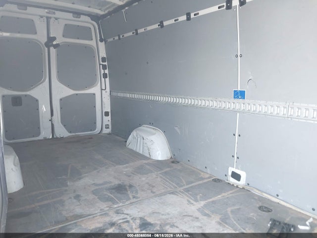 Freightliner Sprinter 2500 High Roof V6