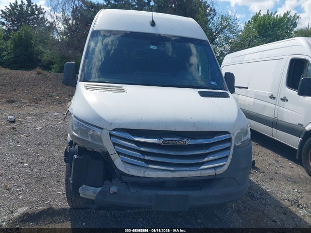 Freightliner Sprinter 2500 High Roof V6